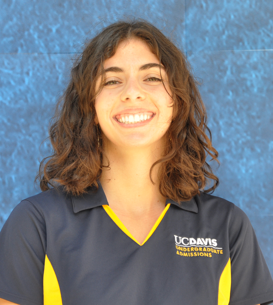 Bianca-Pahler-tour-guide-uc-davis