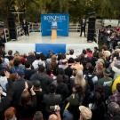 Photo: Republican presidential candidate addresses an audience of an estimated 2,500 people on the Quad.